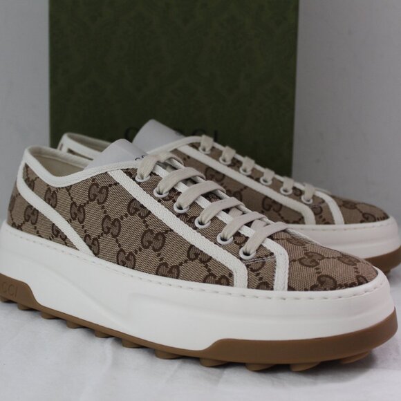 NWB Gucci GG Supreme Sneakers Flats Sneaker Tennis Treck  40.5 746766 - Picture 1 of 7